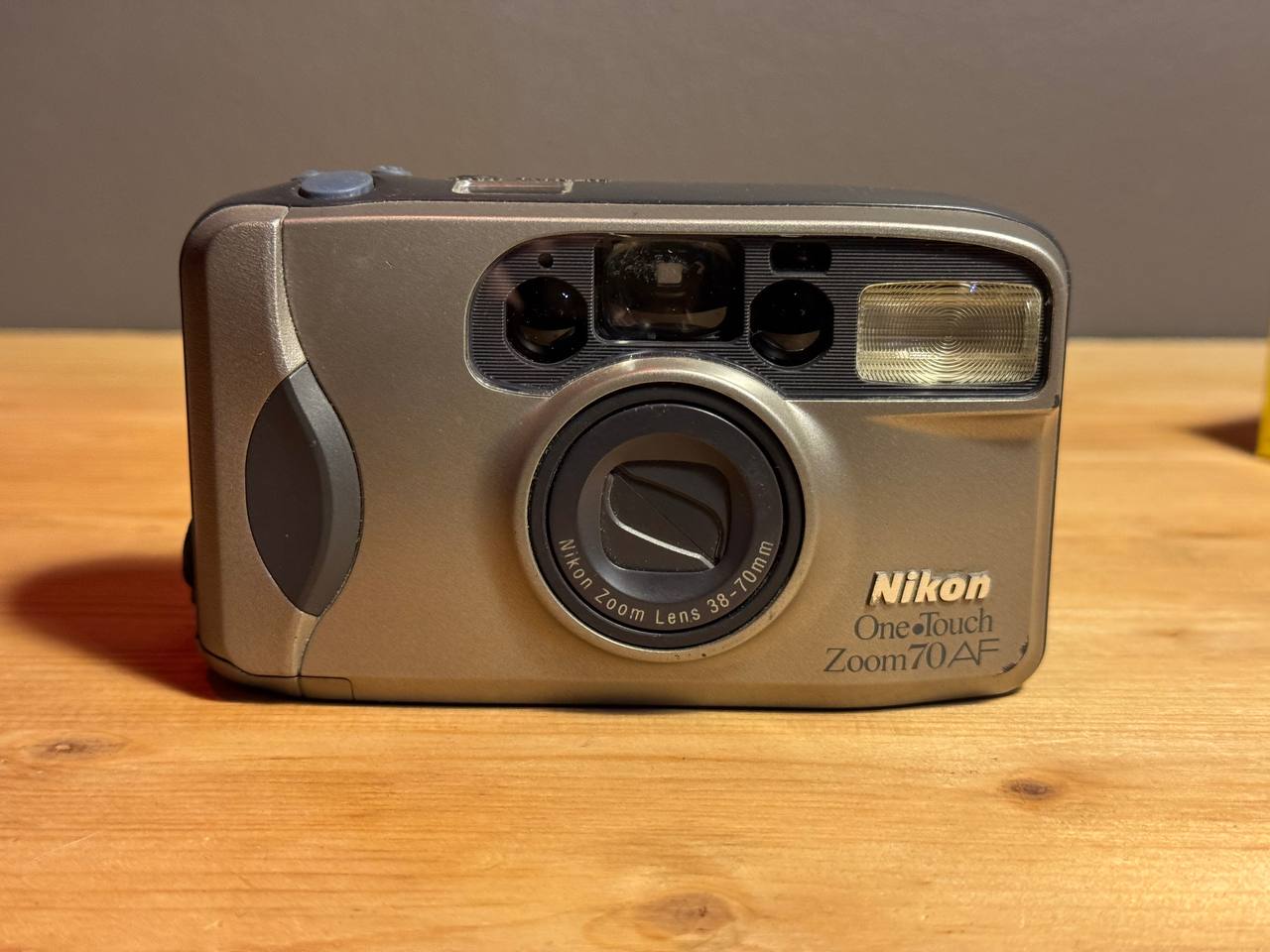Nikon One Touch Zoom 70